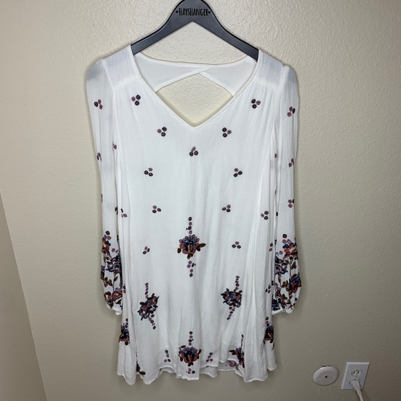 NWT Free People Ivory Embroidered dress - Picture 2 of 6